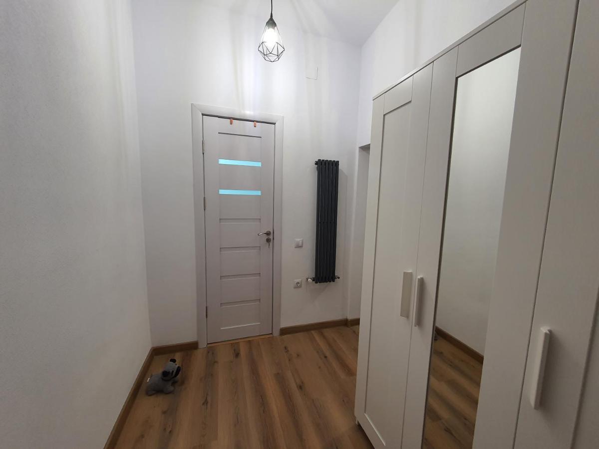Lucasi Apartament Сибиу Екстериор снимка