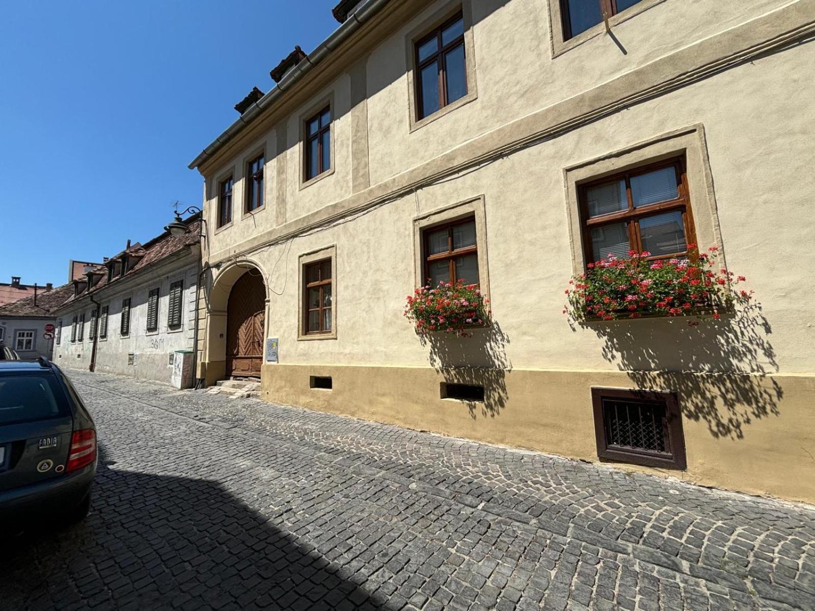 Lucasi Apartament Сибиу Екстериор снимка